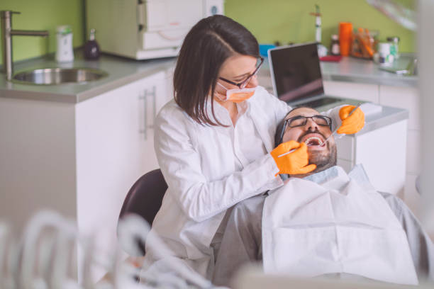 Best Weekend Emergency Dentist in Seaside, CA